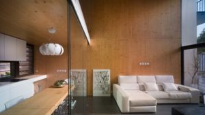 sala interior con sofá